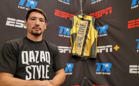Жәнібек Әлімханұлы қарсыласын нокаутпен жеңіп, әлем чемпионы атанды