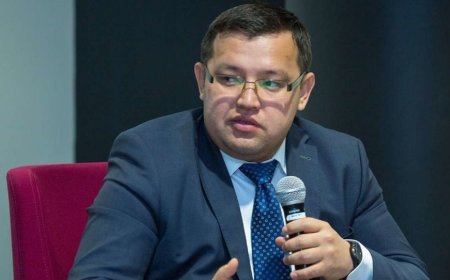 Бір басына жеті ұйым тіркеген Олжас Құдайбергенов кім?
