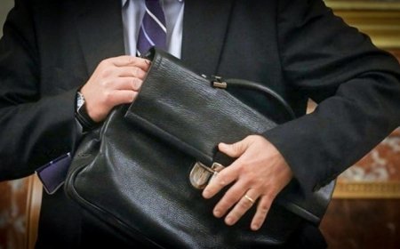 Шұғыл: Смайылов үкіметі отставкаға кетті