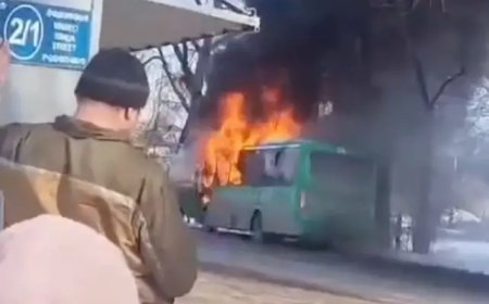 Алматыда автобус өртеніп кетті