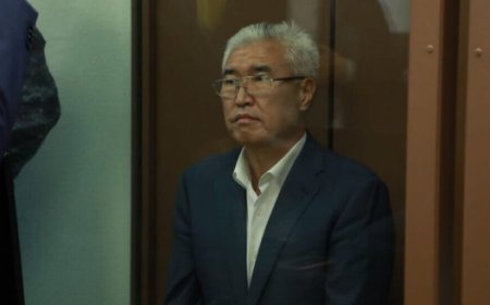 «Eденде ұйықтаймыз»: Арыстанбек Мұхамедиұлы түрмедегі жағдайын айтып шағымданды