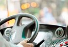 Атырауда жолаушы автобус жүргізушісін балағаттап, ұрып-соқты (ВИДЕО)