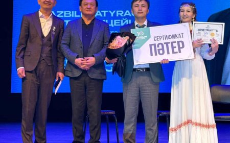 QAZBILIM GROUP компаниясы ең үздік ұстазға пәтер сыйлады
