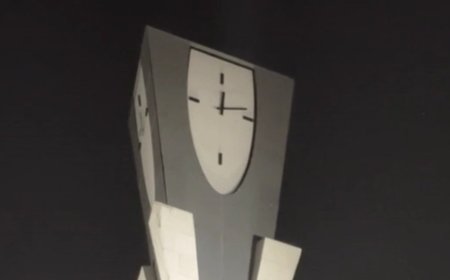 Астанадағы ең үлкен сағат тоқтап қалды