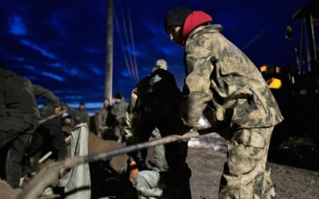 Елордалық еріктілер Ақмоладағы су тасқынына қарсы күресте көмекке келді