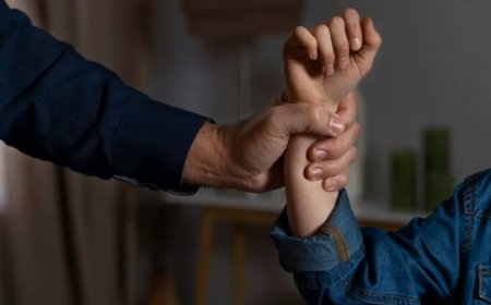 Ақтау тұрғыны эпилепсиямен ауратын туған қызын зорлаған