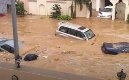 Су тасқыны: Сауд Арабиясында қауіптің қызыл деңгейі жарияланды