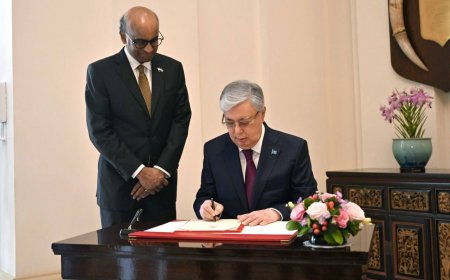 Қасым-Жомарт Тоқаев Сингапурда жүр