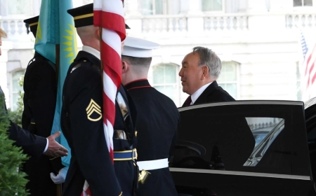 Назарбаев Вашингтондағы лоббистерге миллиондаған ақша төлеген