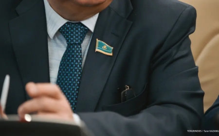 Парламент депутаттары демалысқа кетті