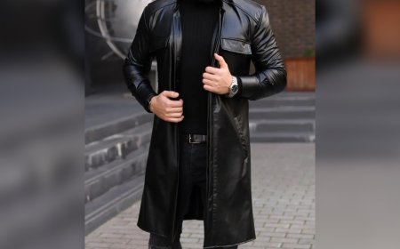 Прокуратура құны 800 мың теңге тұратын былғары плащқа тапсырыс берген