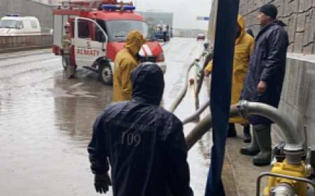Алматыда «Есентайға» қарама-қарсы туннельдер мен жерасты өткелі су астында қалды
