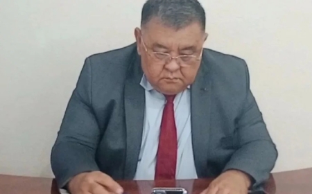 «180 миллион теңге»: ШҚО экология департаментінің басшысы пара алып жатқан жерінен ұсталды