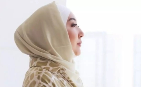 «Атымды шығара алмай жүрген адам емеспін»: Сара Тоқтамысова ауылына мешіт салып берді