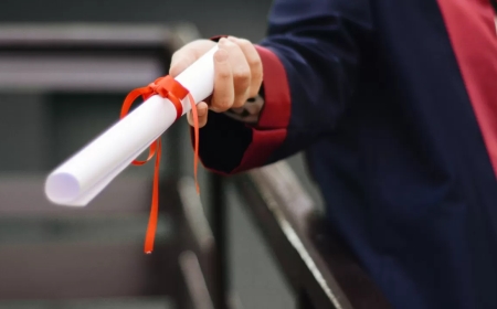 «Қазақстан халқына» қоры 850 білім грантын бөлді