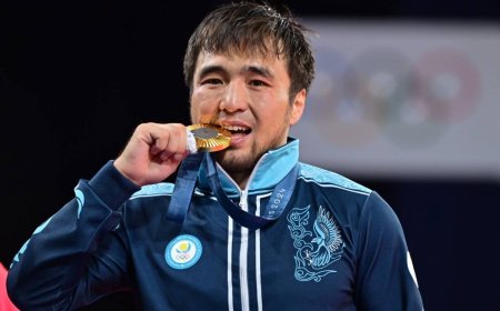 Елдос Сметов І дәрежелі «Барыс» орденімен марапатталды