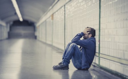 Елімізде күн сайын кемінде 10 адам суицид жасауды ойлайды - статистика