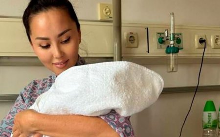 Баян Алагөзова 15 күннен кейін екінші сәбиін дүниеге әкелді