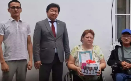 «Бокал жиынтығы»: қос алтын әкелген пара-армрестлинг чемпионына берген әкімнің сыйлығы шу тудырып жатыр