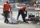 Астанада жол жөндеп жатқан жұмысшы қайғылы жағдайда көз жұмды