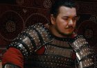 «Қазақтар неге өзін бейшара етіп көрсеткенді жақсы көреді?»: Тарихшы ұлттық идеологияны насихаттайтын жобаларды сынға алды