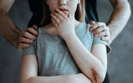 «Қонақүйге апарып, әурет жерін ұстатқан»: 10 жасар қызға азғындық әрекет жасаған бапкерге қатысты тың дерек шықты