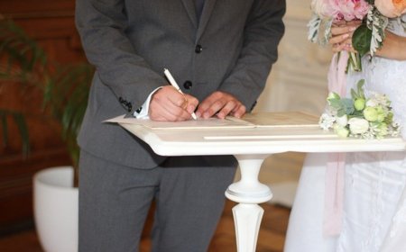 «Күшік күйеу»: былтыр елімізде 200-ге жуық адам әйелінің тегін алған