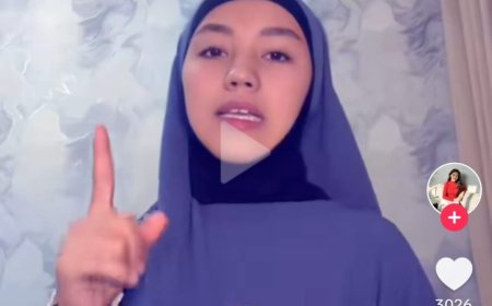 «Намазым қаза болып жатыр»: орамалды қыз оқудың түстен кейін қойылғанын айтып шу шығарды