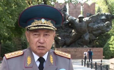 Тоқаев ҰҚК бұрынғы төрағасына «Халық қаһарманы» атағын берді