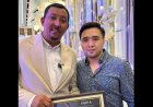 «Нағыз мұқтаж жанға бұйырсын»: Елдос Сметов өз тойында Умраға жолдама сыйлады (ВИДЕО)