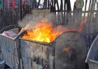 Семейде сәбиді қоқыс жәшігіне салып, өртеп жіберген