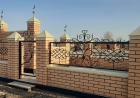 Күйеуінің қабірінің басында отырған әйелді белгісіз біреу зорлап кеткен