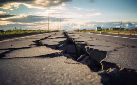 «Алматыда шытынаған жер көп»: Мэлс Елеусізов 7 миллион адамның өміріне қауіп төніп тұрғанын айтты