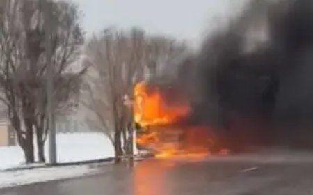 Астанада жолаушылар автобусы түгі қалмай өртеніп кетті (ВИДЕО)