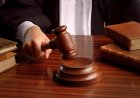 Сенат освободил от должности двух судей Верховного суда