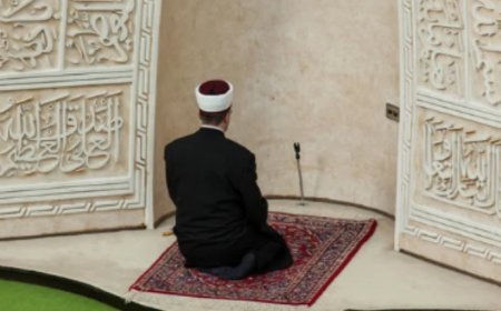 «Діншілдер «Алла жоқ!» деген сөзім үшін ұрып-соғып кетті» - Академик