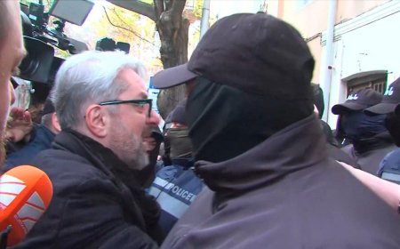 Грузияда оппозиция жетекшілері тұтқындалды