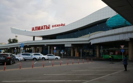 В Алматы повышаются тарифы на парковку в аэропорту с 2025 года
