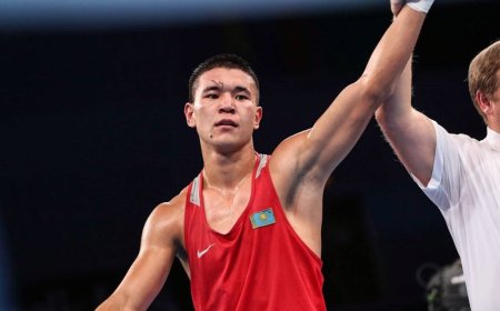 Казахстанский боксер выиграл золото Азии после дисквалификации узбекистанца