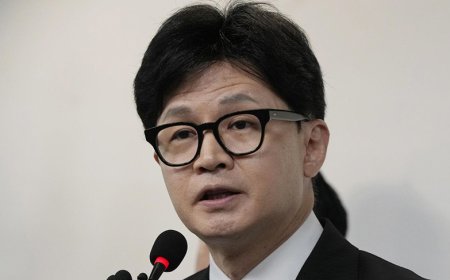 Лидер правящей партии Южной Кореи подал в отставку после импичмента президенту