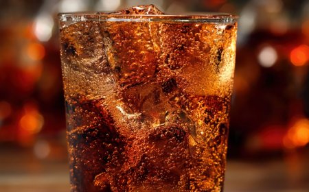 Коланың бір стақаны өміріңізді 12 минутқа қысқартуы мүмкін – зерттеу