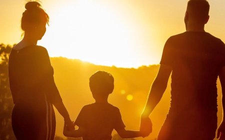 В Казахстане ужесточат правила усыновления детей