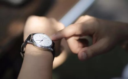 Опрос: более половины казахстанцев против единого часового пояса