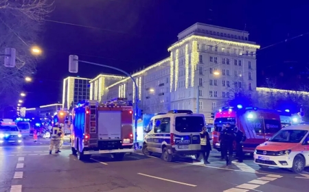 Базарда көлік бір топ адамды қағып кетті