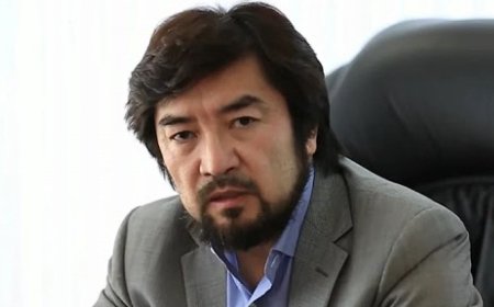 «Бекболат Тілеухан – қазақтың жыршы-термешісі емес, Біләлдің қолбаласы» - журналист