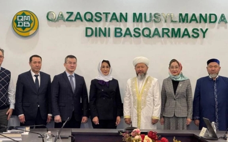 Министр здравоохранения обсудила с Верховным муфтием вопросы вакцинации и донорства органов