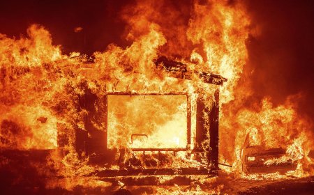 В СКО в пожаре погибли два взрослых и трое детей