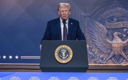 Трамп Кеннеди мен Мартин Лютер Кингке жасалған қастандықтың бетін ашпақшы