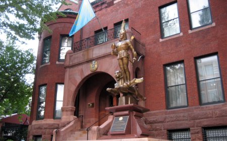 Посольство Казахстана предостерегло граждан РК, находящихся в США