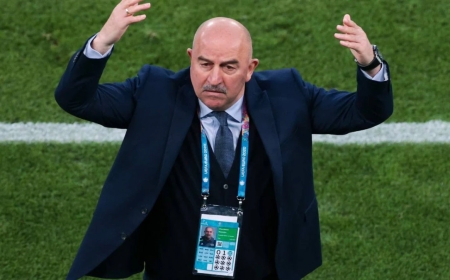 Футбол: Станислав Черчесов бас бапкер қызметінен қуылды